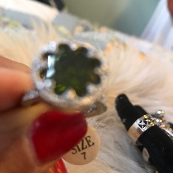 Silver Jade Green CZ ring size 7 - Picture 5 of 5